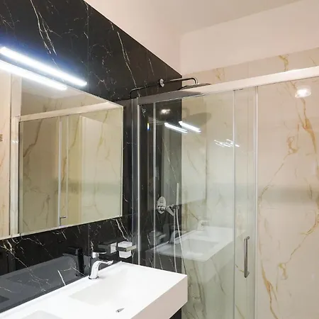 ゲストハウス 51 4*